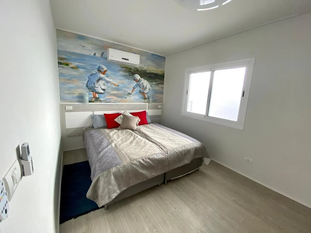 Villa Blanca Callao Salvaje