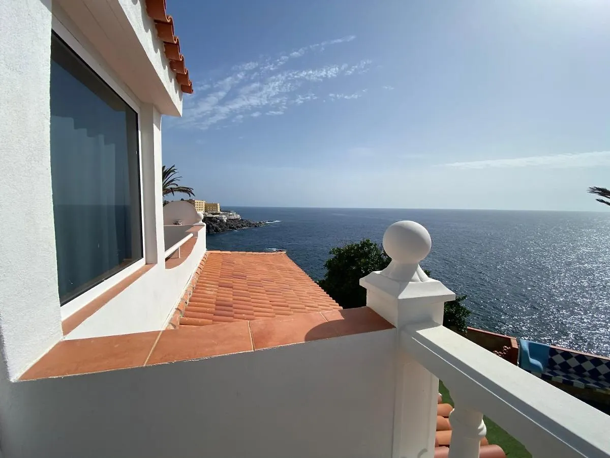 Villa Blanca Callao Salvaje